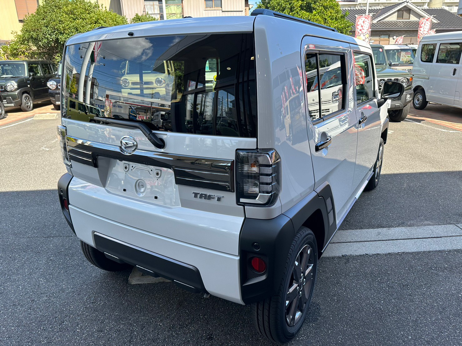 ダイハツ タフト G ダーククロムベンチャー