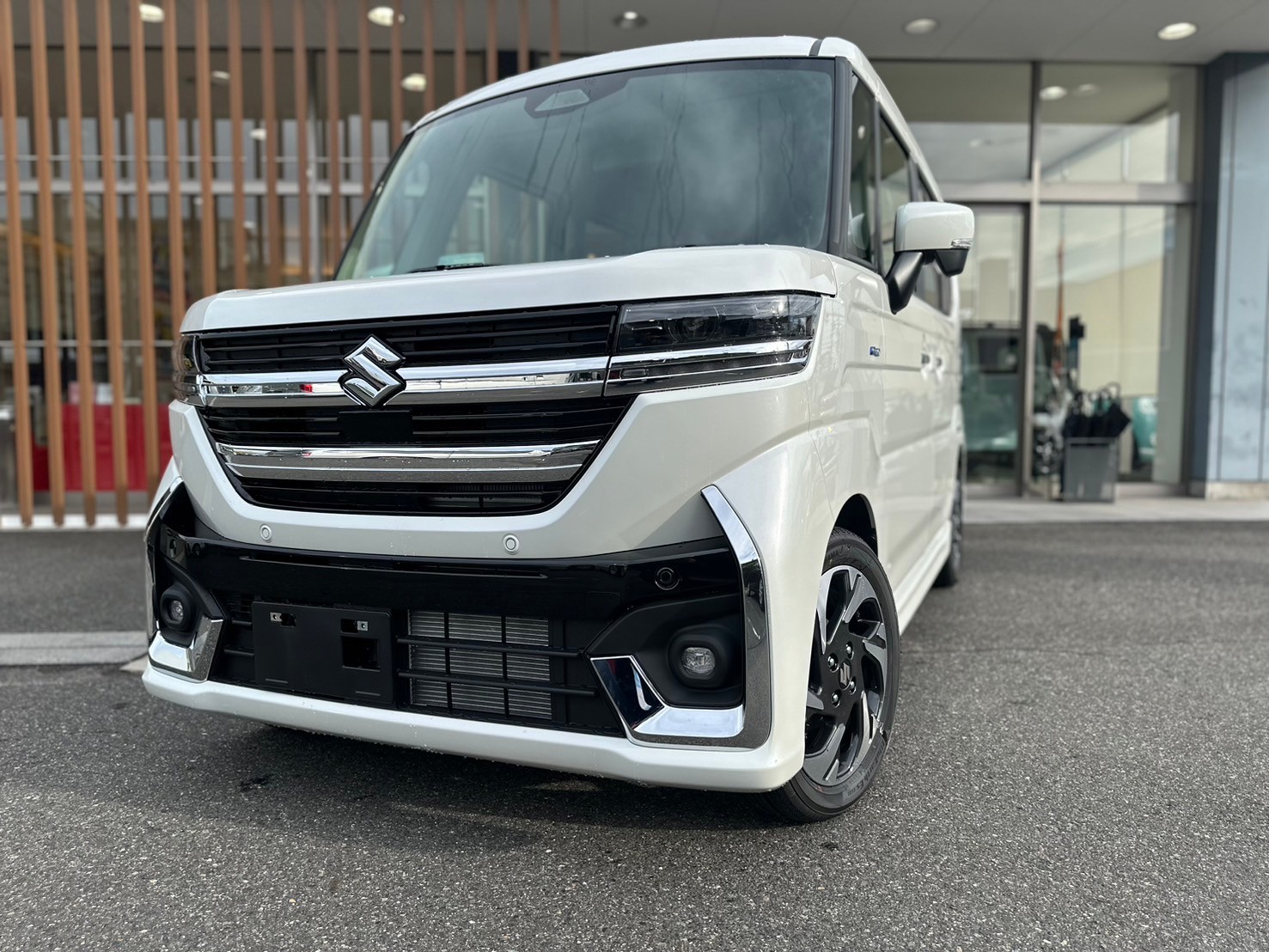 スズキ スペーシアカスタム HYBRID XS