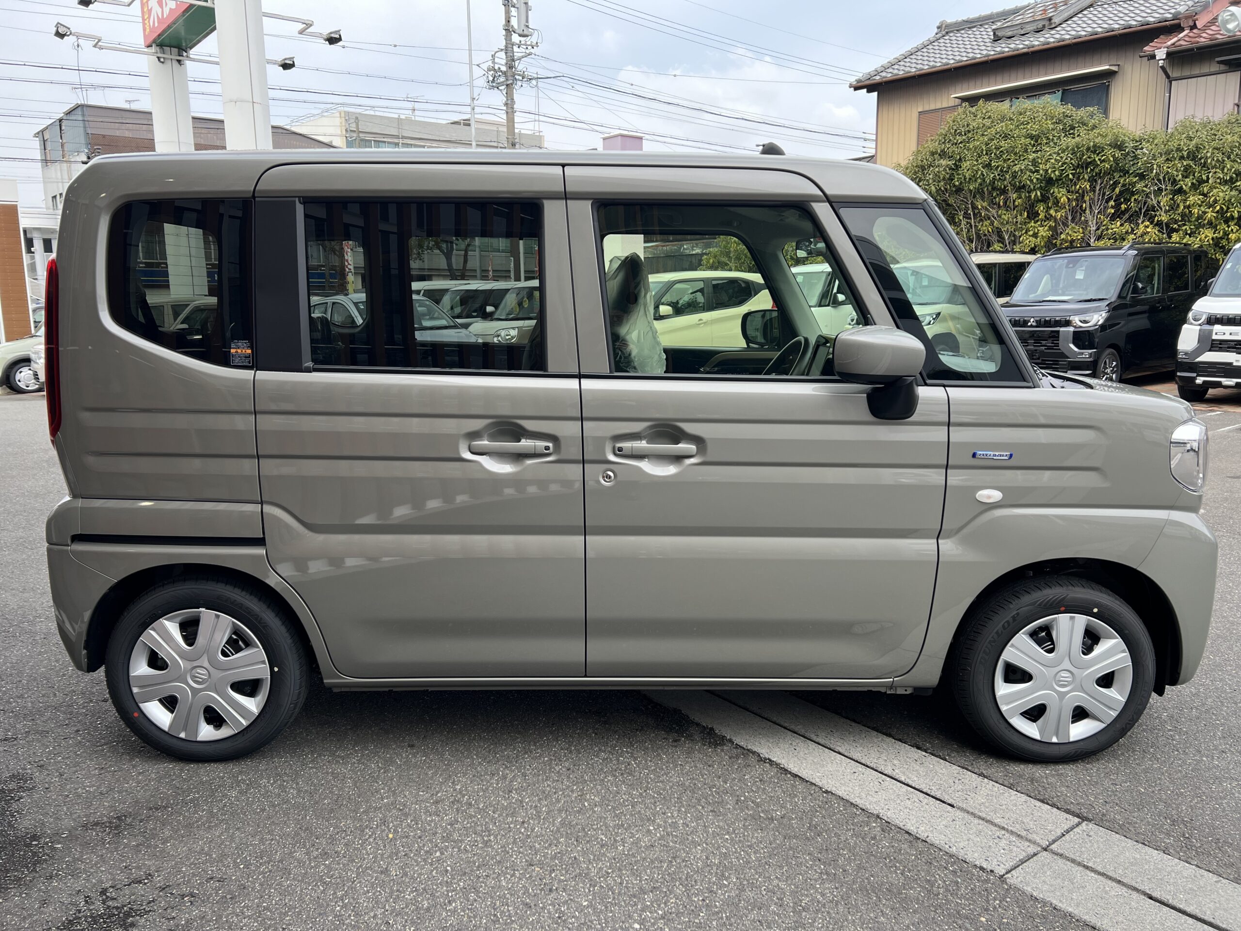 スズキ スペーシア HYBRID　X
