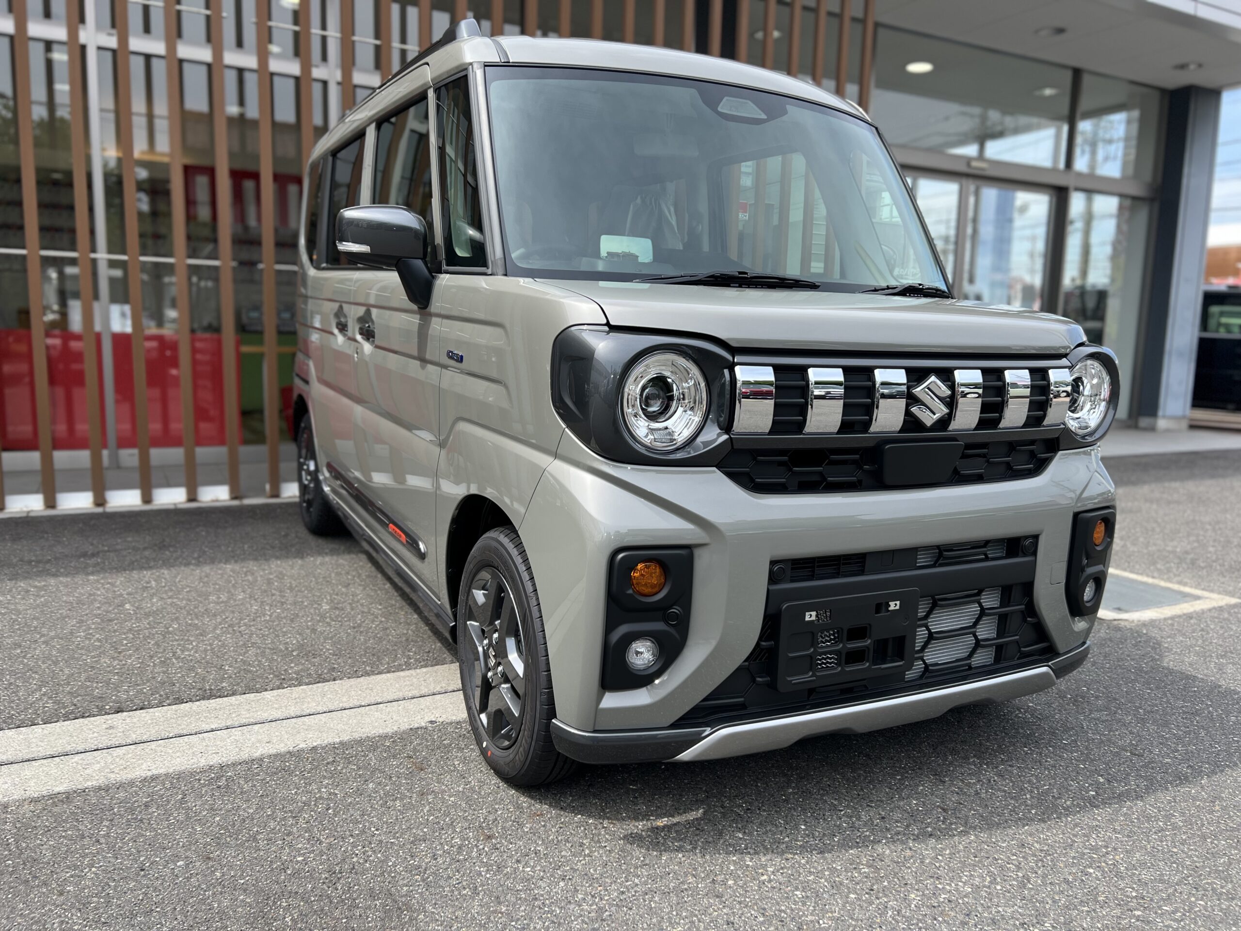 スズキ スペーシアギア HYBRID　XZターボ