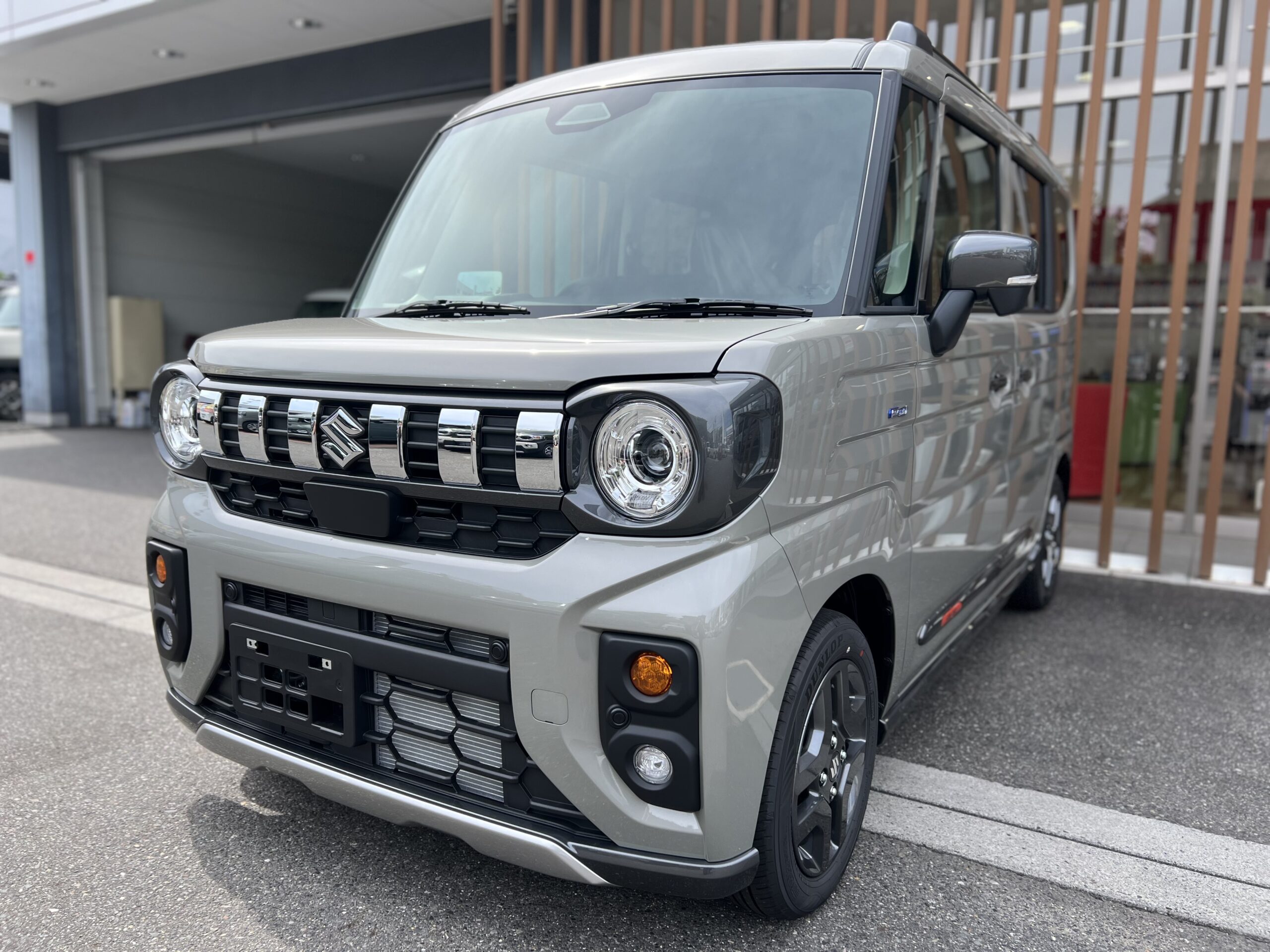 スズキ スペーシアギア HYBRID　XZターボ