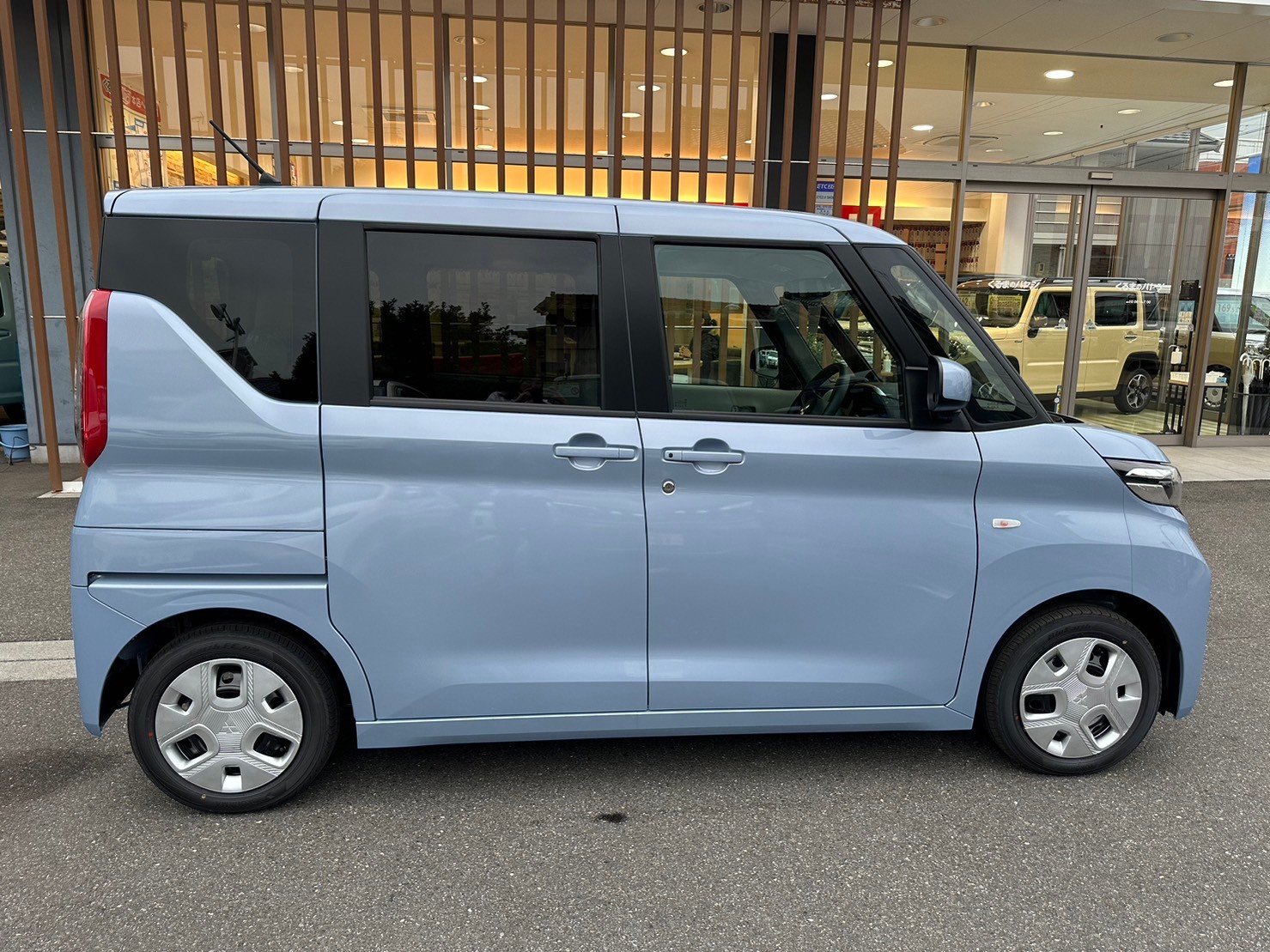 三菱 eKスペース G