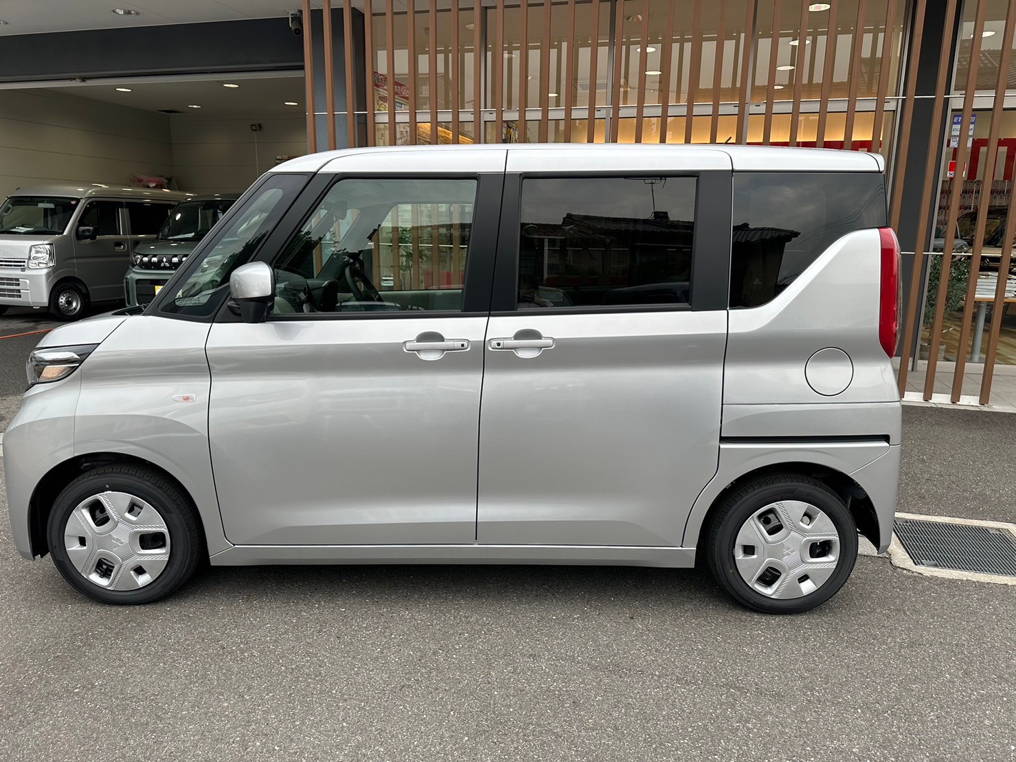 三菱 eKスペース G
