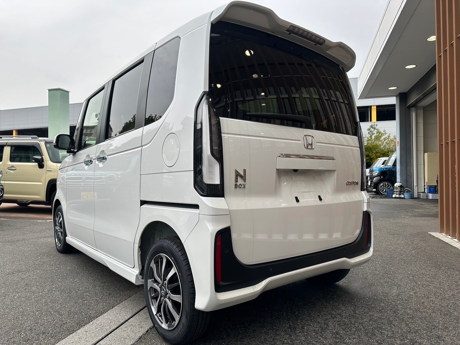 ホンダ N-BOX N-BOX　カスタム