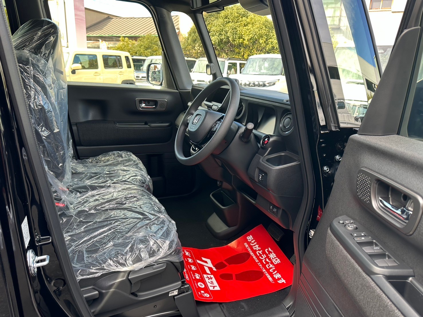 ホンダ N-BOX N-BOX　カスタム