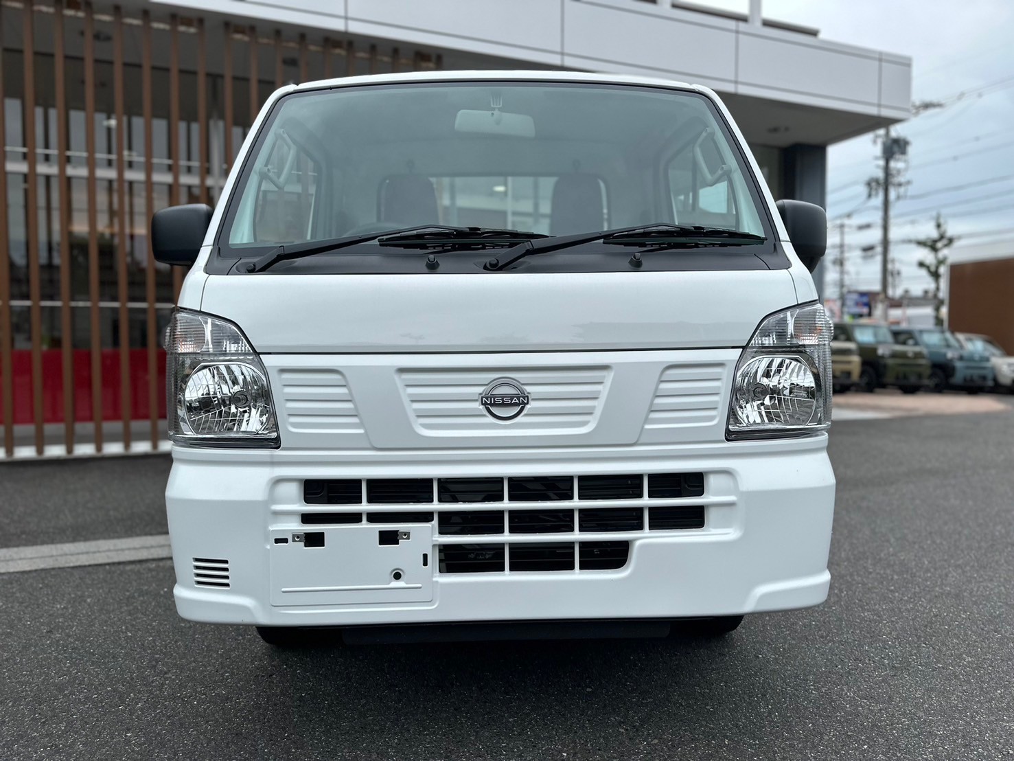 日産 クリッパートラック DX　5MT　4WD
