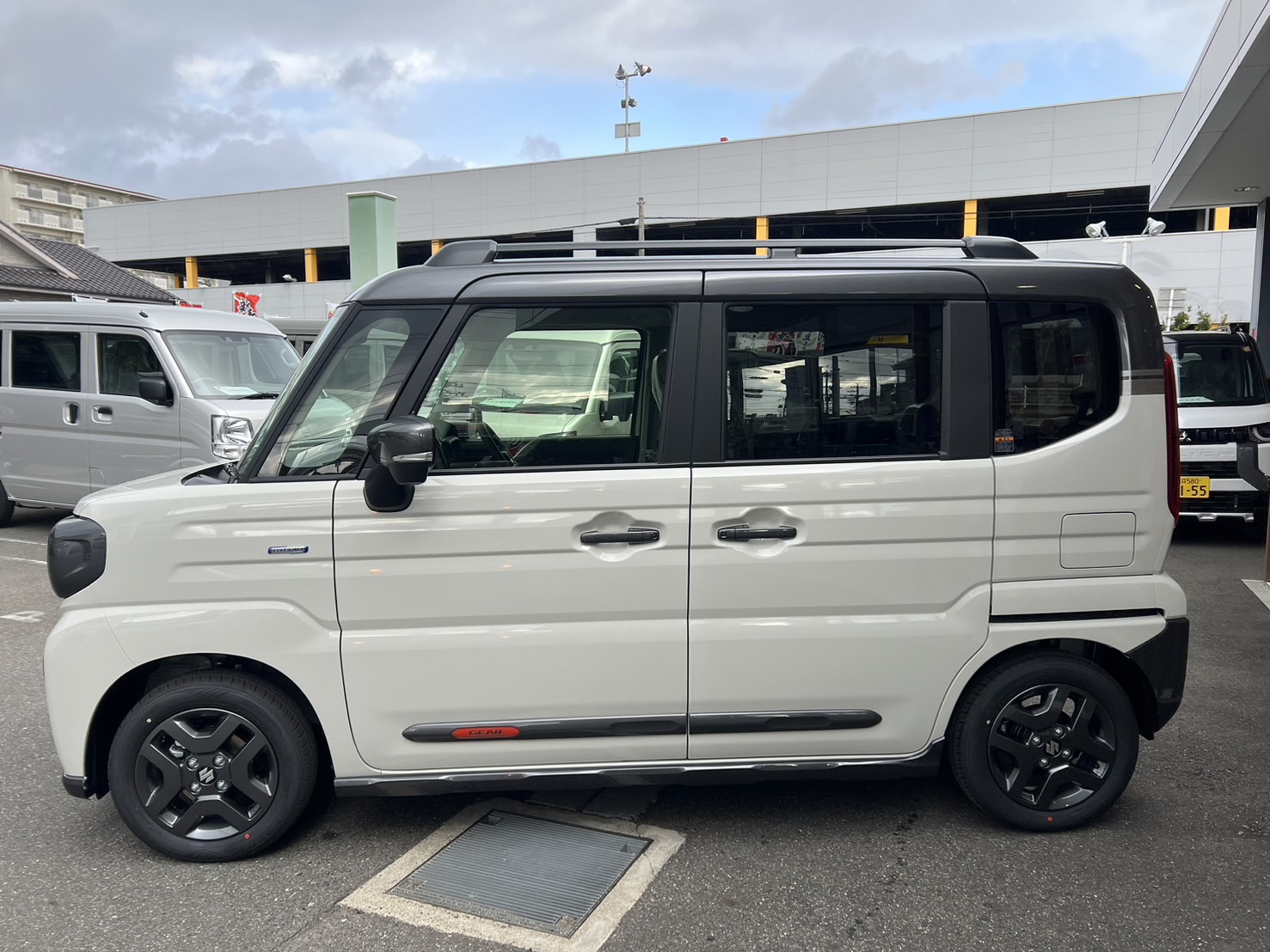 スズキ スペーシアギア HYBRID　XZターボ