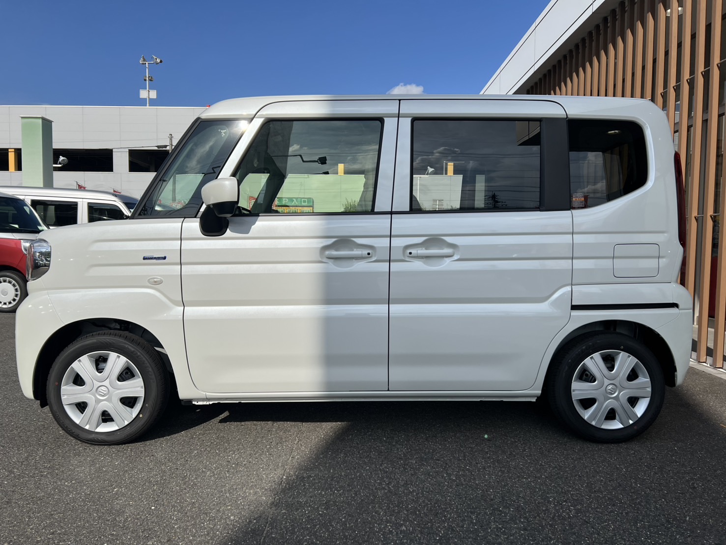 スズキ スペーシア HYBRID　X