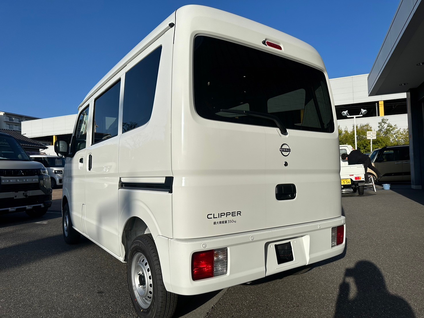 日産 クリッパーバン DX　CVT　2WD