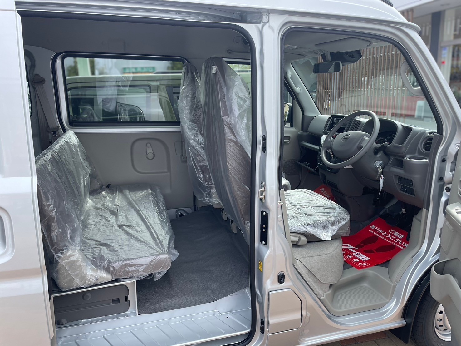 日産 クリッパーバン DX　CVT　2WD
