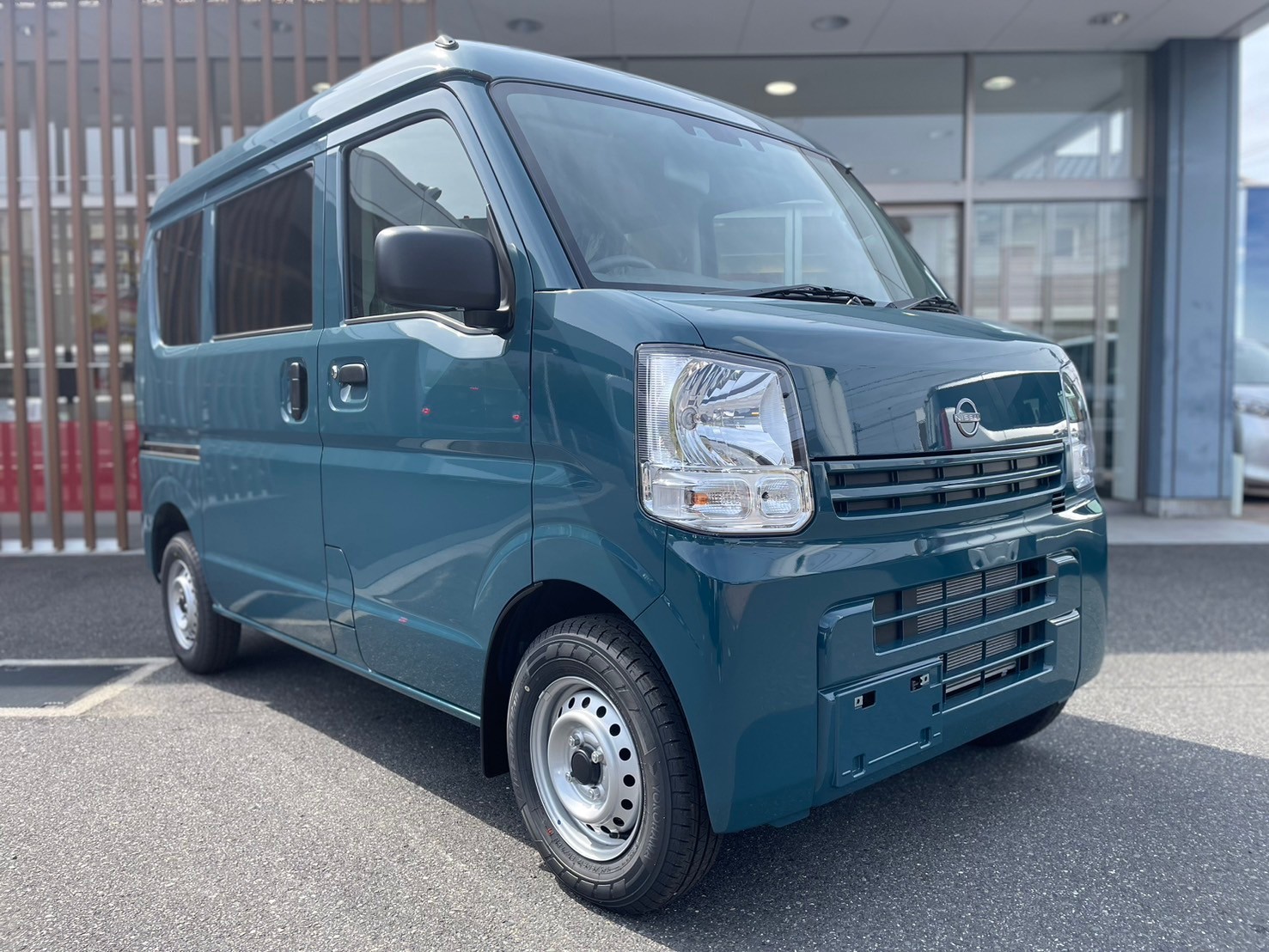 日産 クリッパーバン DX　CVT　2WD