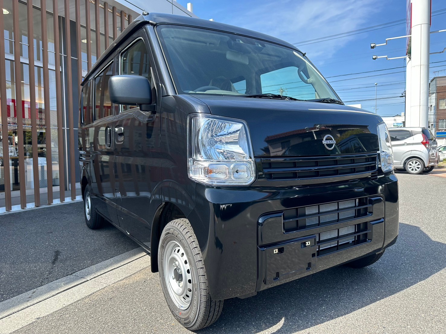 日産 クリッパーバン DX　CVT　2WD