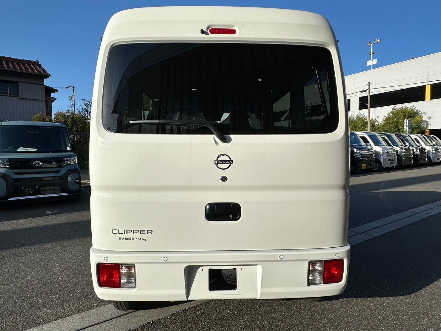 日産 クリッパーバン DX　CVT　2WD