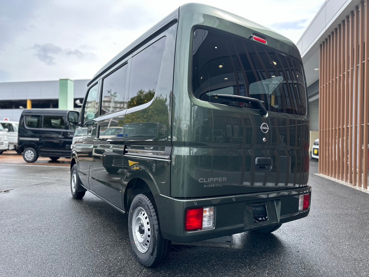 日産 クリッパーバン DX　CVT　2WD
