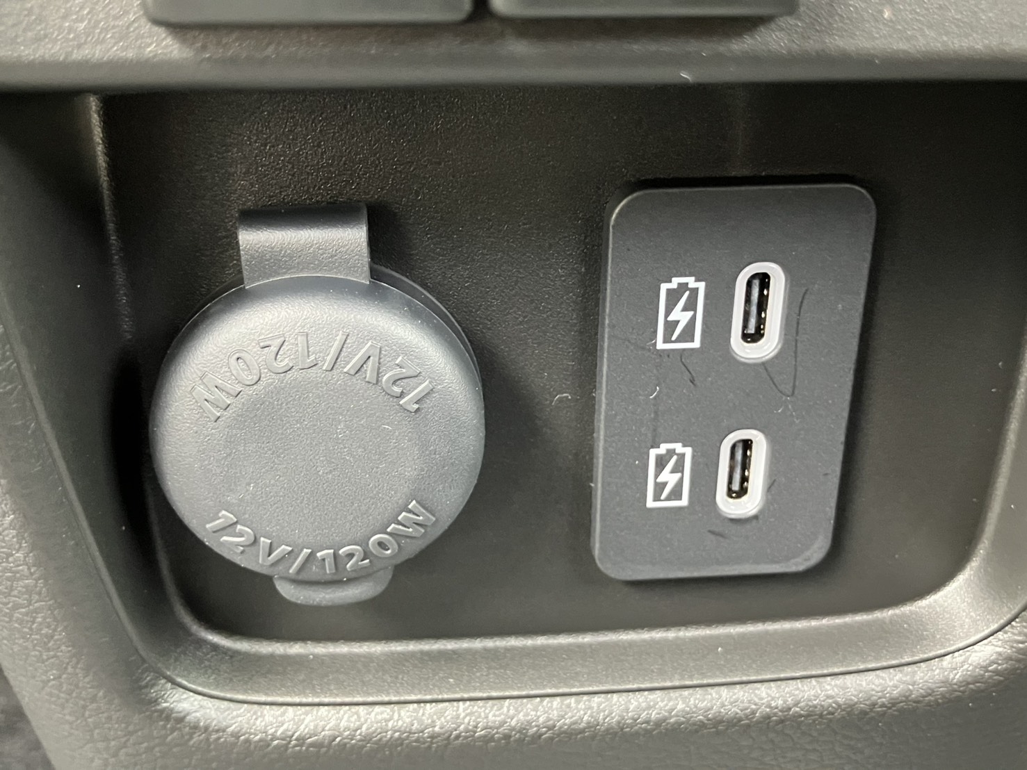 スズキ ハスラー 新型　HYBRID　X