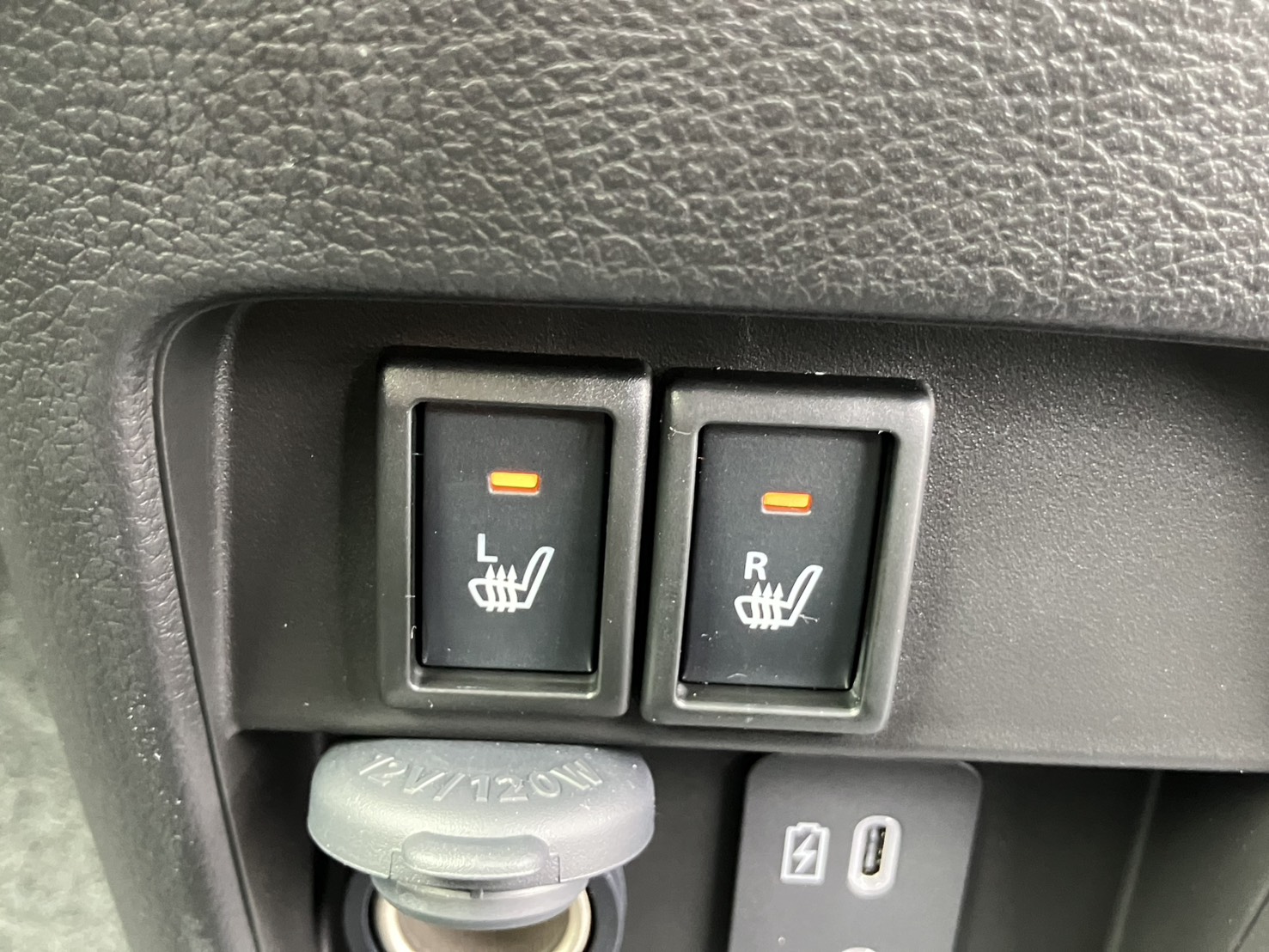 スズキ ハスラー 新型 タフワイルド