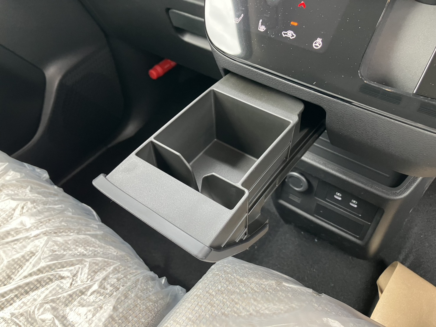 三菱 eKスペース 新型　G