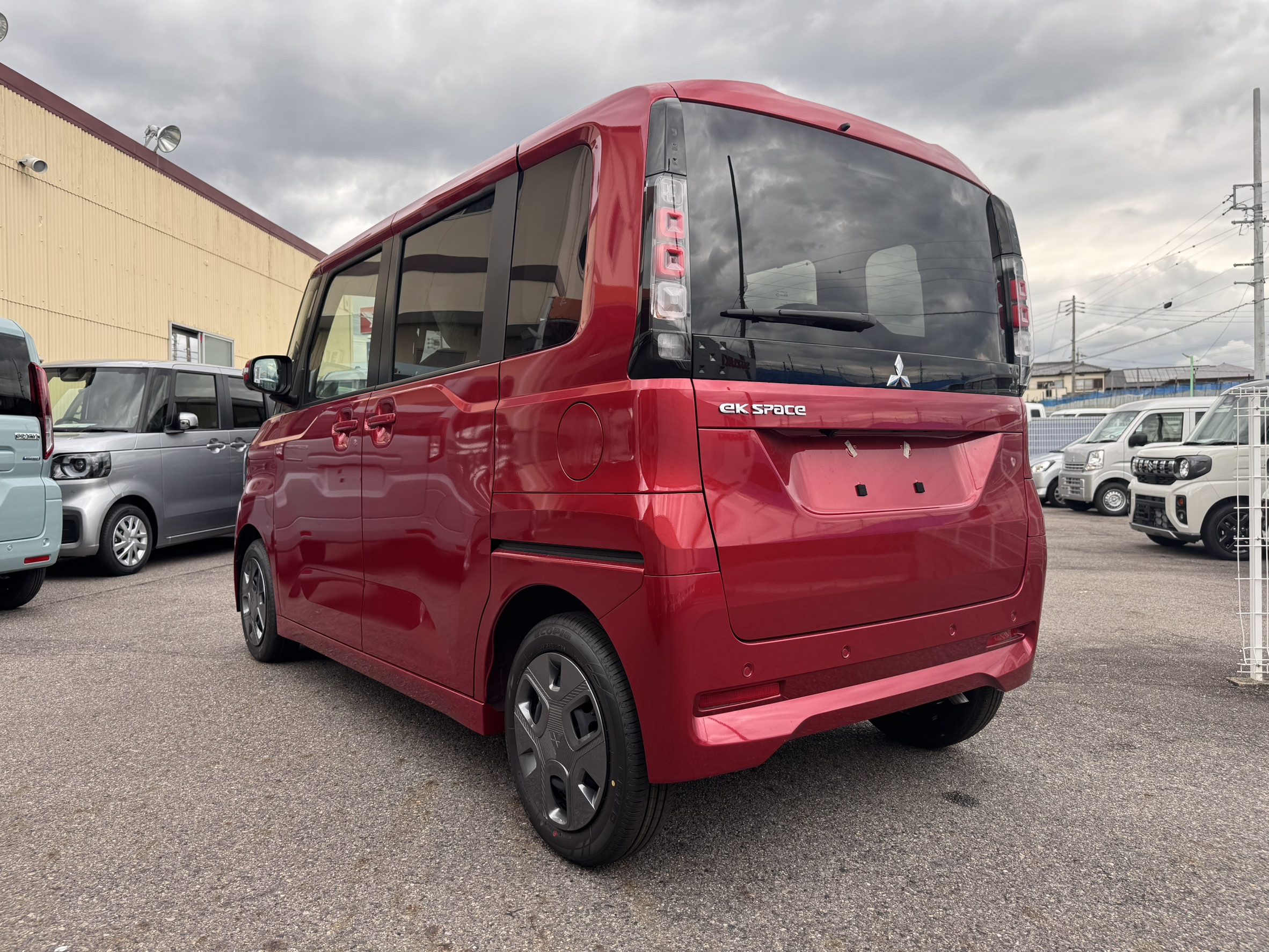三菱 eKスペース 新型　G