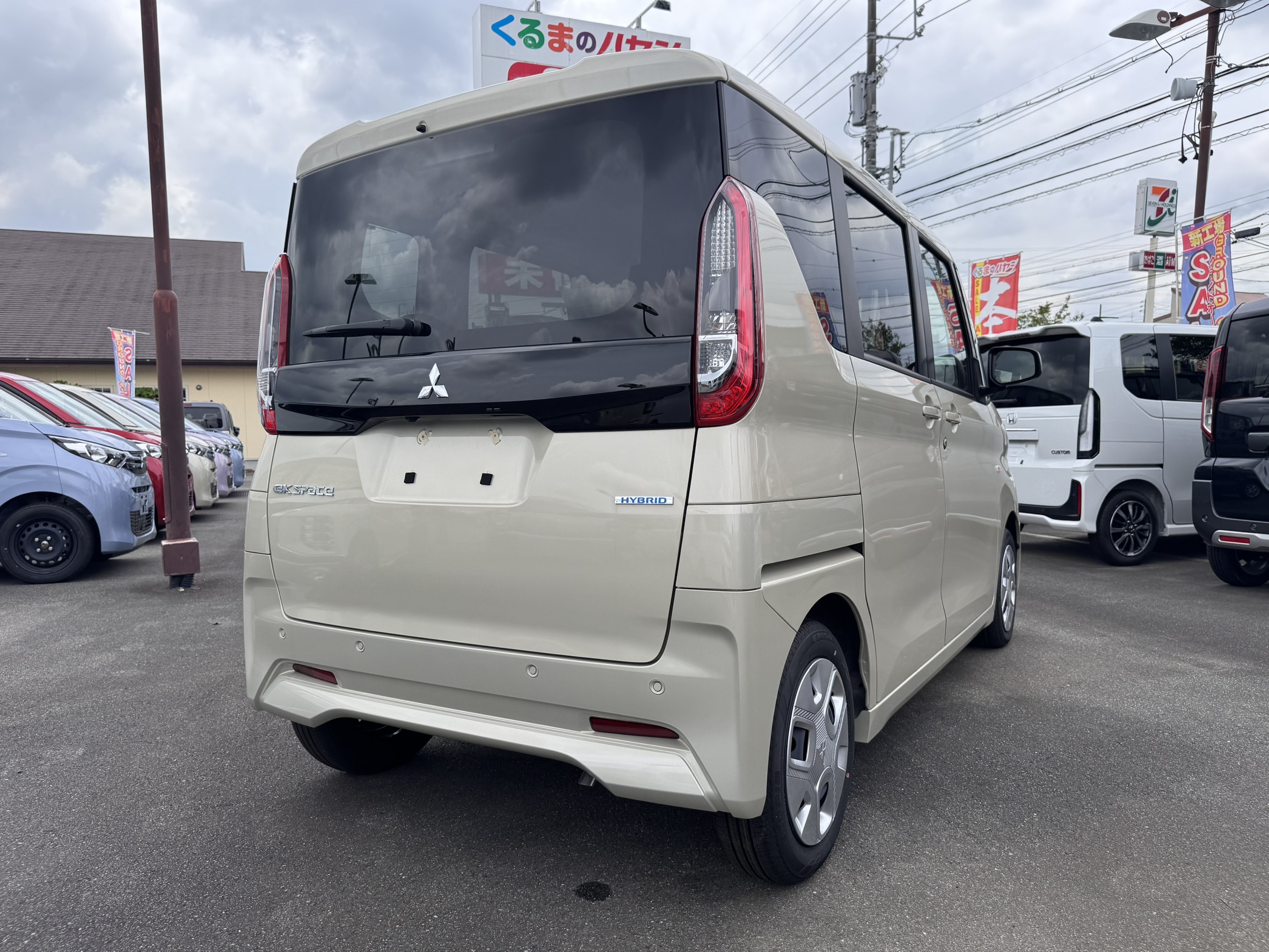 三菱 eKスペース M