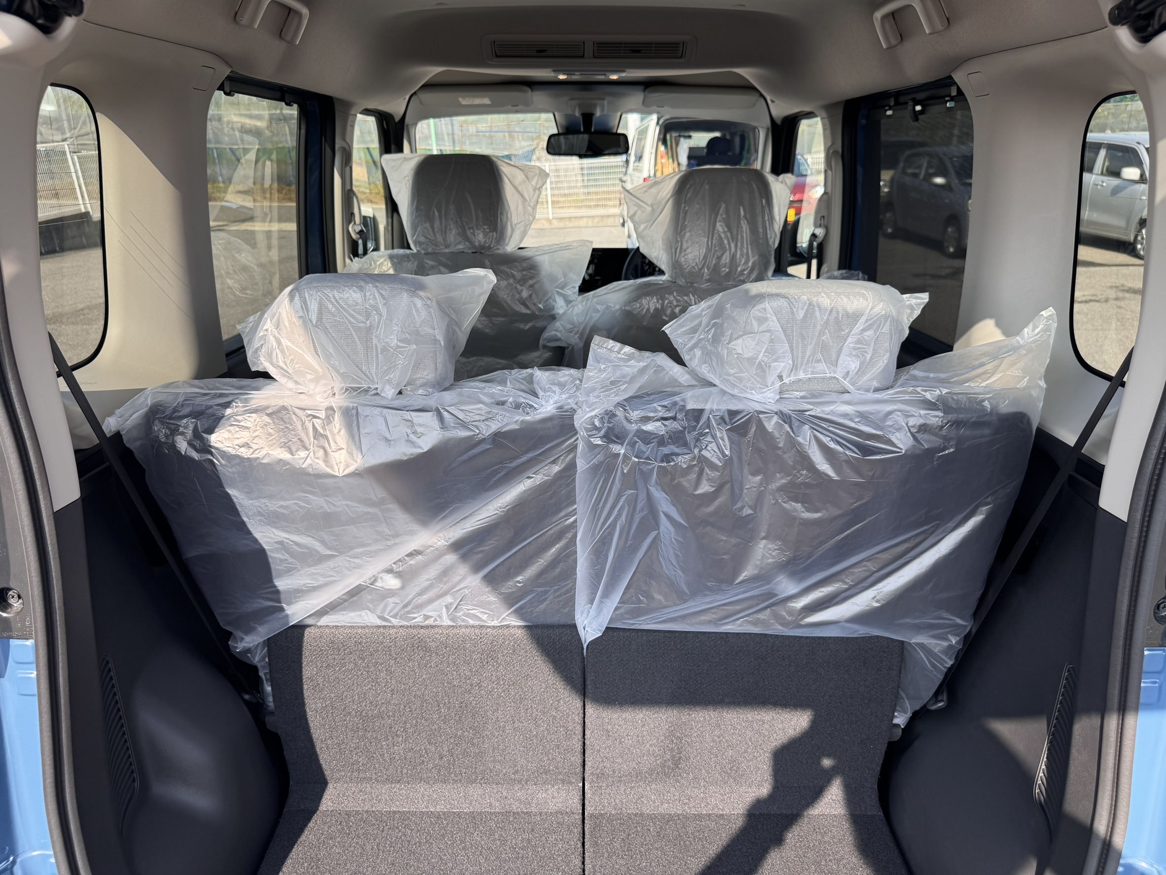 三菱 eKスペース 新型　G　ｱﾗｳﾝﾄﾞﾋﾞｭｰﾓﾆﾀｰ付