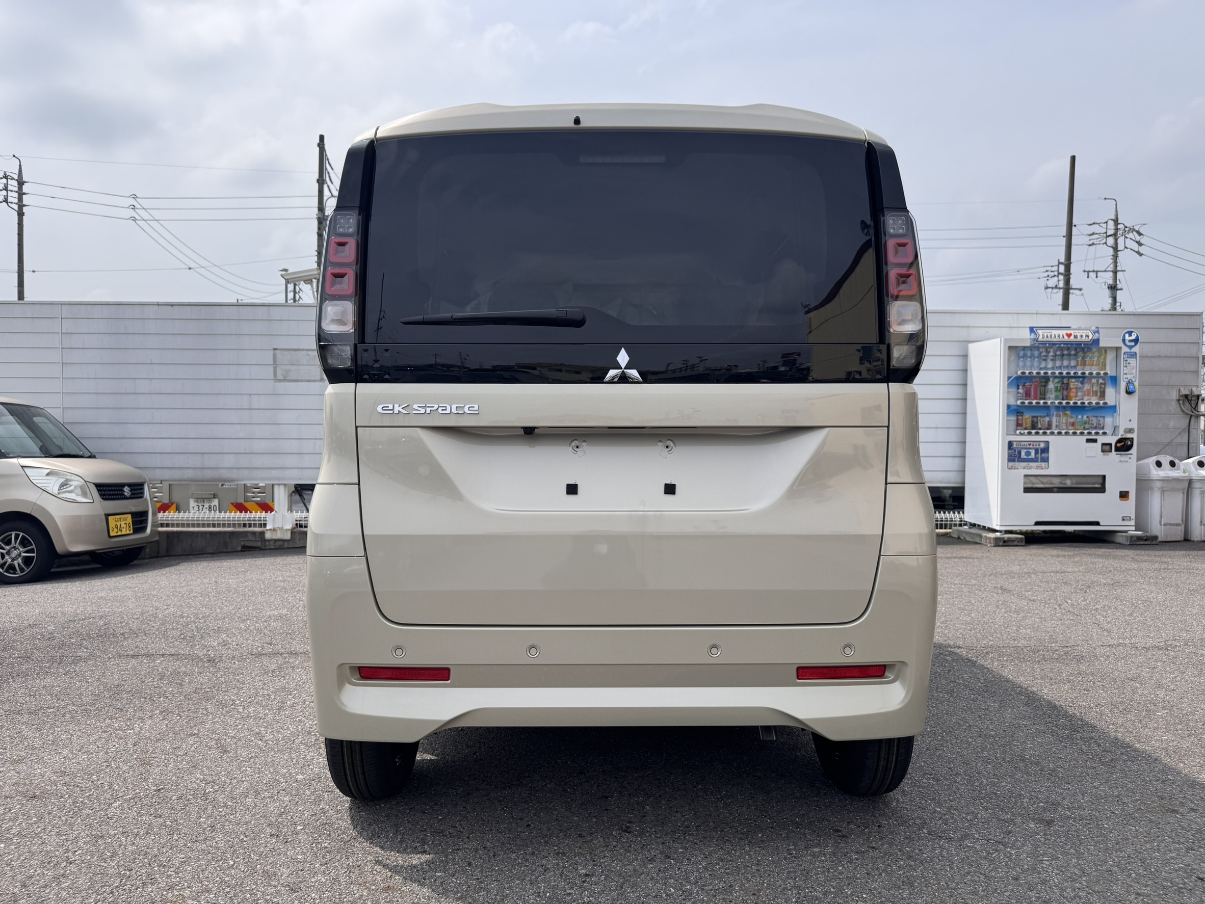 三菱 eKスペース 新型　G　ｱﾗｳﾝﾄﾞﾋﾞｭｰﾓﾆﾀｰ付